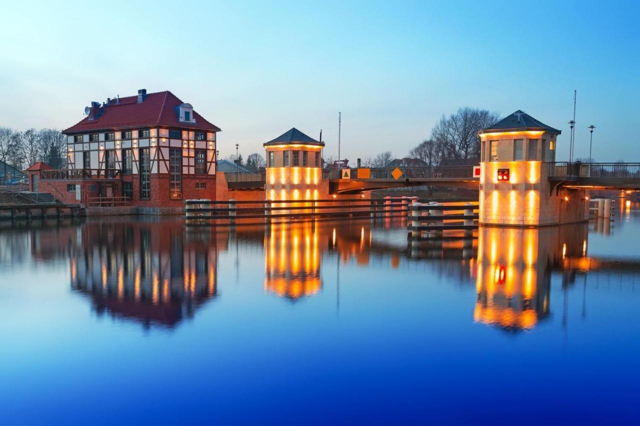 Apartament Wigilijna Premium Starówka Elblag Bagian luar foto